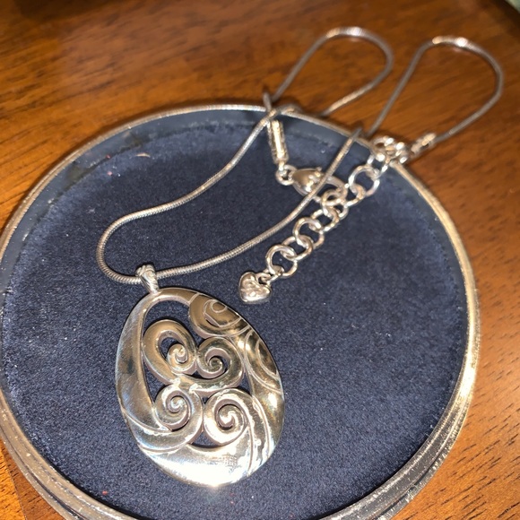 Brighton Necklace - Picture 3 of 3